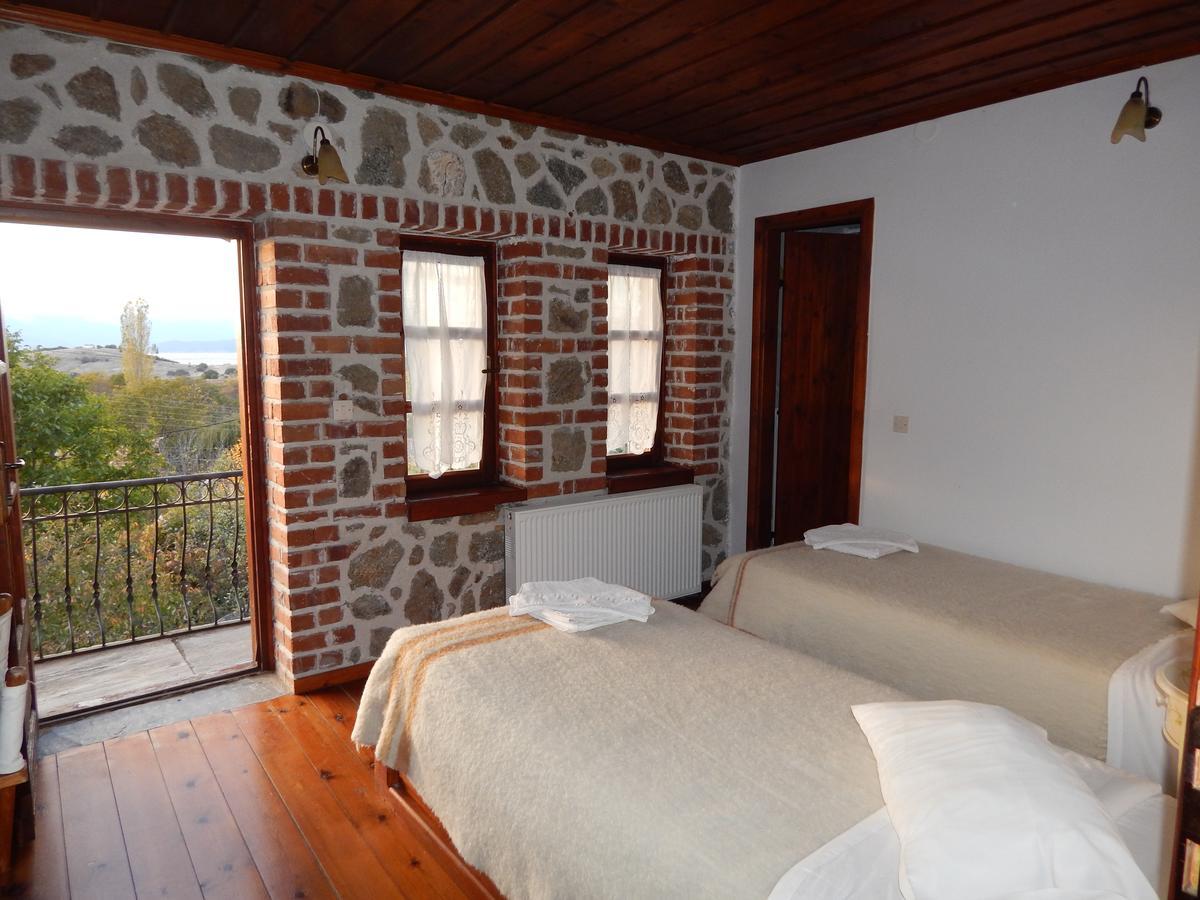 Lemos Ξενώνας Αριάδνη - Guesthouse Ariadni מראה חיצוני תמונה