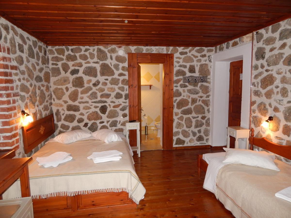 Lemos Ξενώνας Αριάδνη - Guesthouse Ariadni מראה חיצוני תמונה