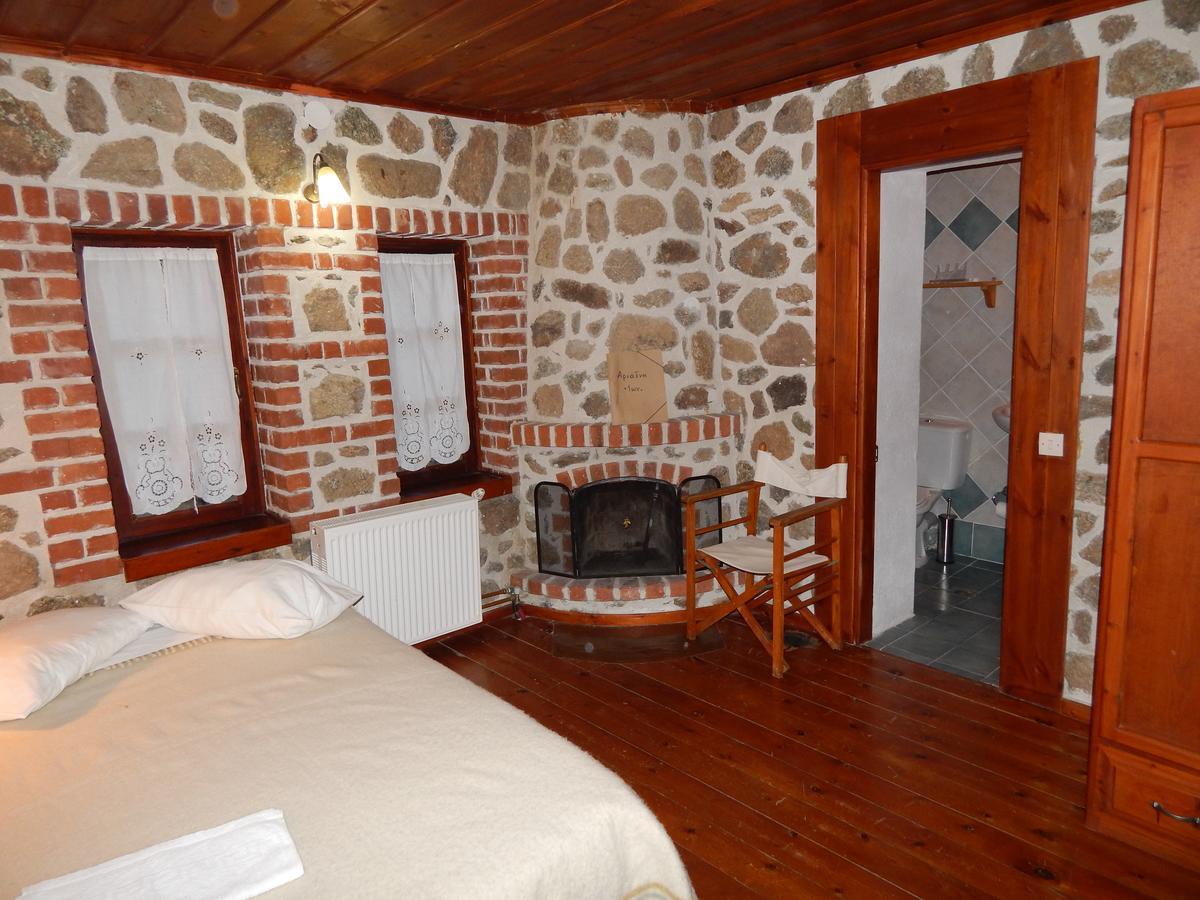 Lemos Ξενώνας Αριάδνη - Guesthouse Ariadni מראה חיצוני תמונה