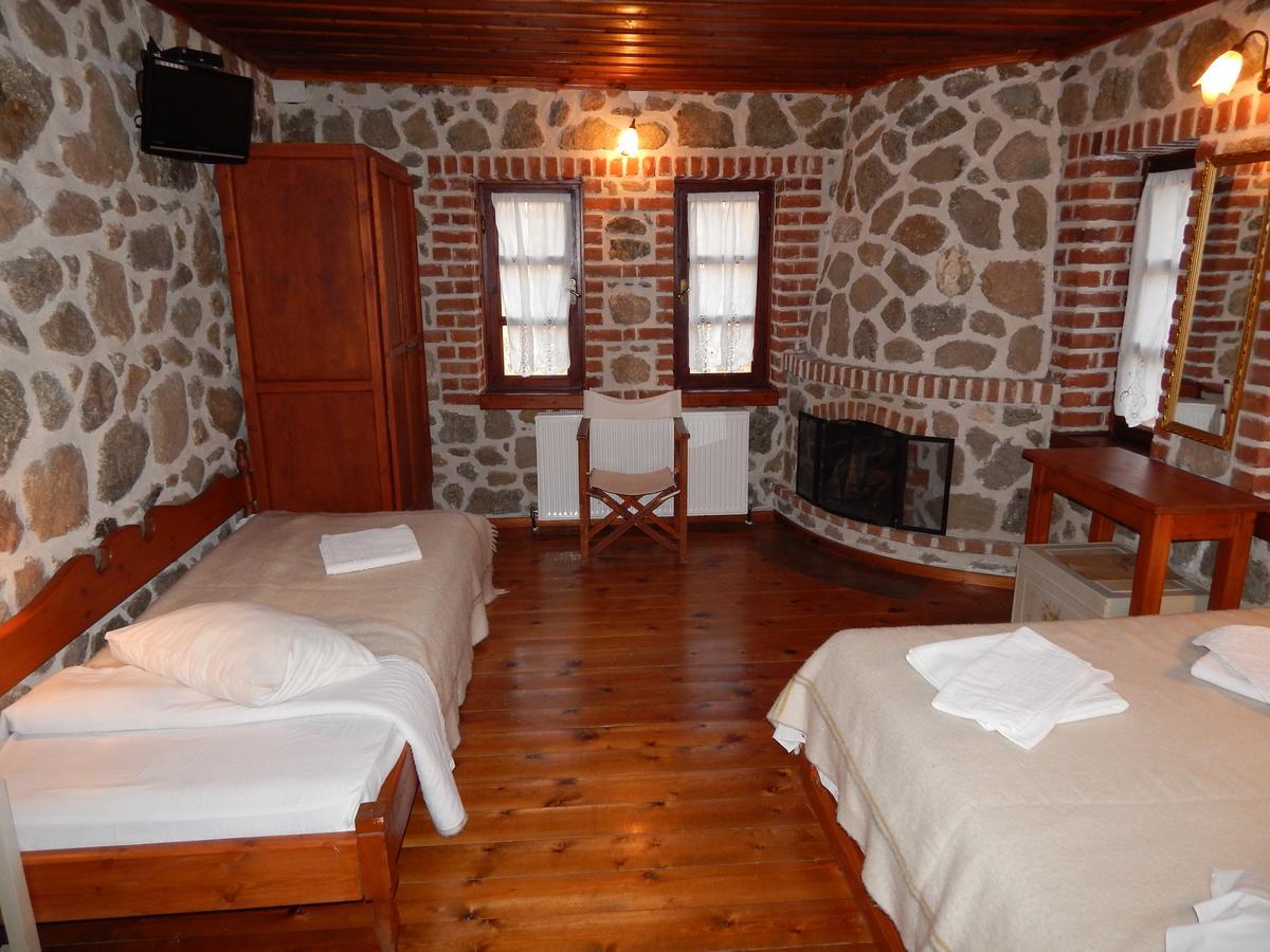 Lemos Ξενώνας Αριάδνη - Guesthouse Ariadni מראה חיצוני תמונה